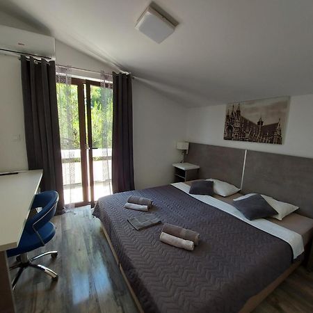 Villa Matea - Vir Bagian luar foto