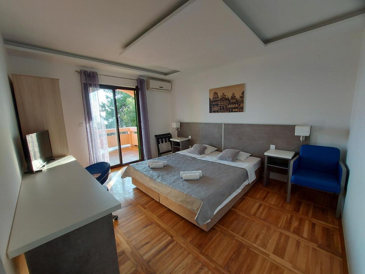 Villa Matea - Vir Bagian luar foto